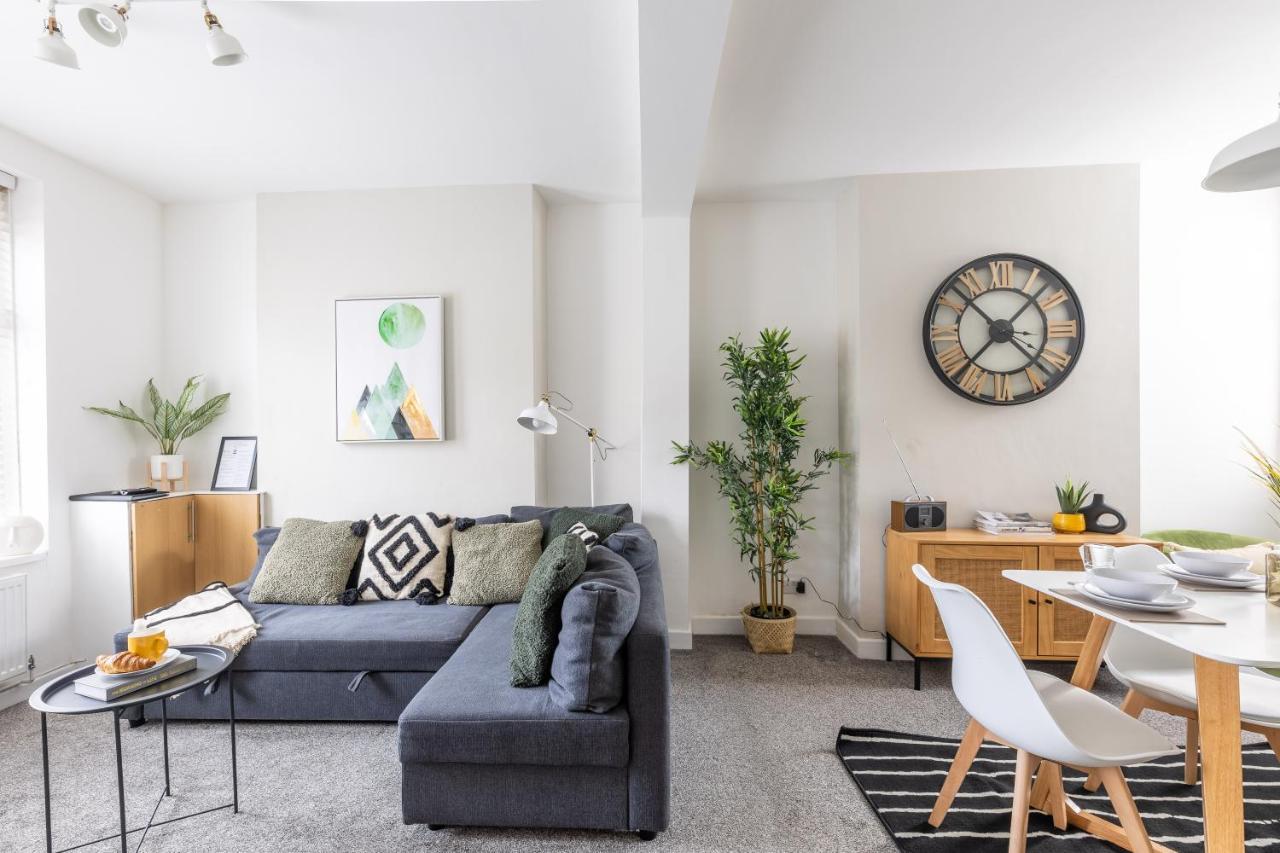 Levi Suite By Koya Homes - 3-Bedroom Home, Downtown Cardiff, Free Parking المظهر الخارجي الصورة